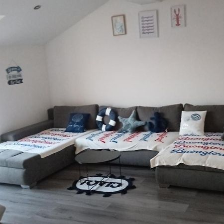Angella Apartment ドゥギ・ラット エクステリア 写真