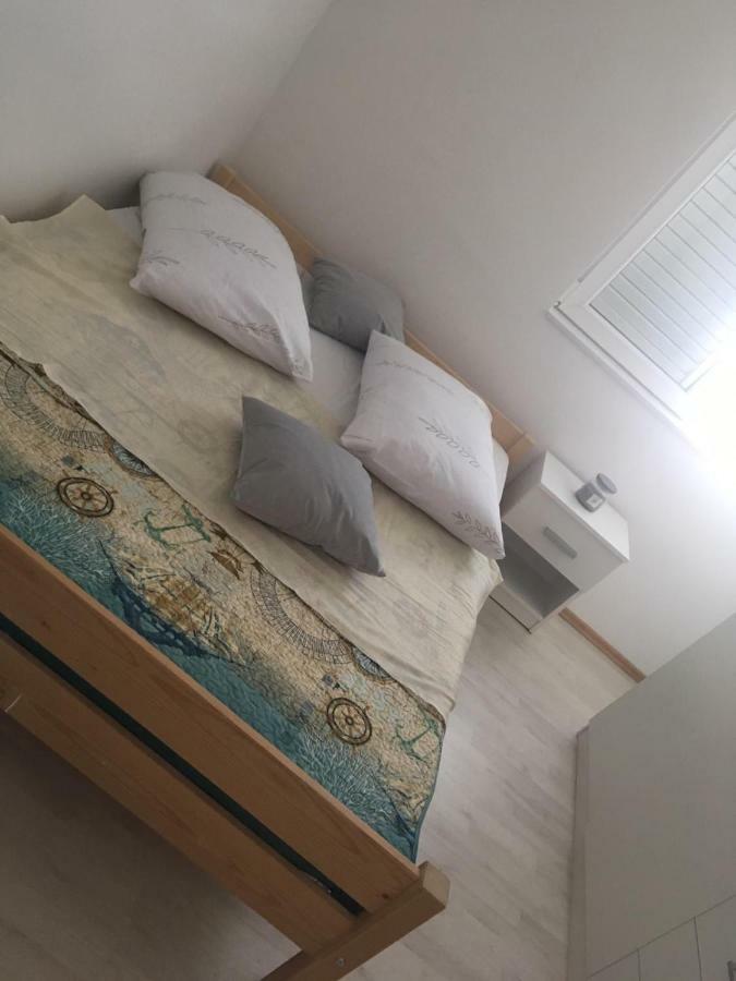 Angella Apartment ドゥギ・ラット エクステリア 写真